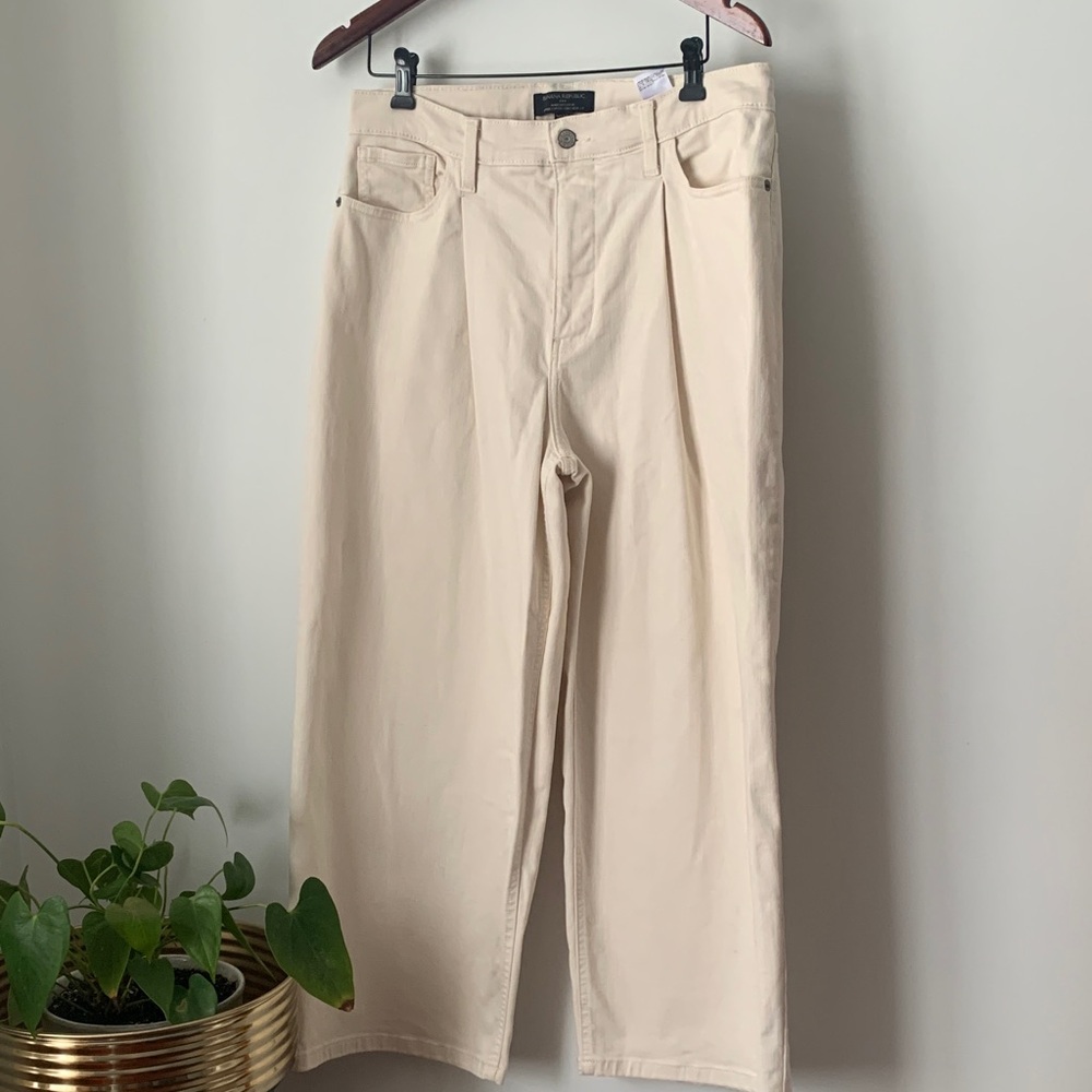 Banana Republic Off-White Wide-Leg Crop Pants